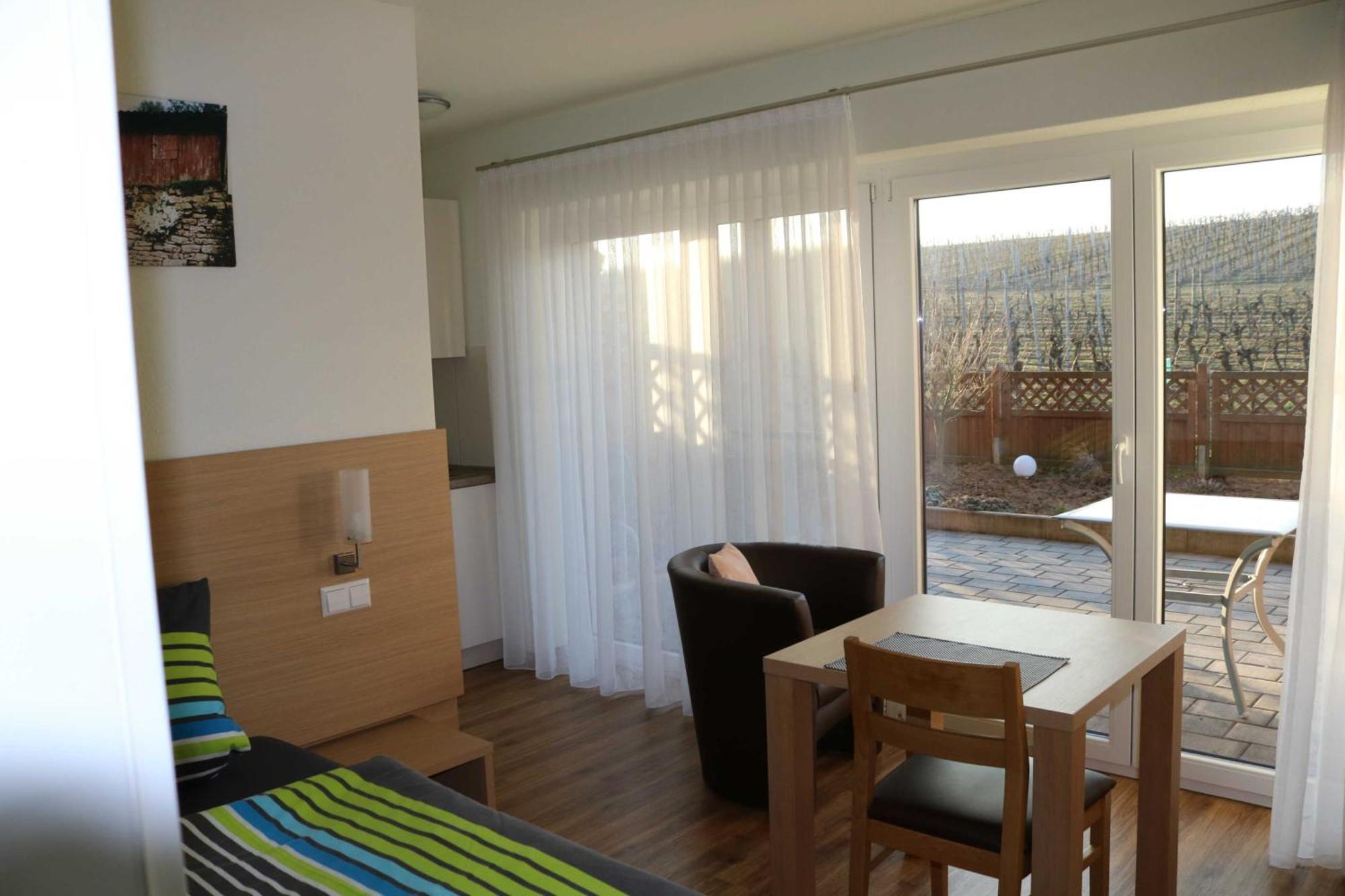 Apartamento Winzerhof Schmid Schwaigern Exterior foto